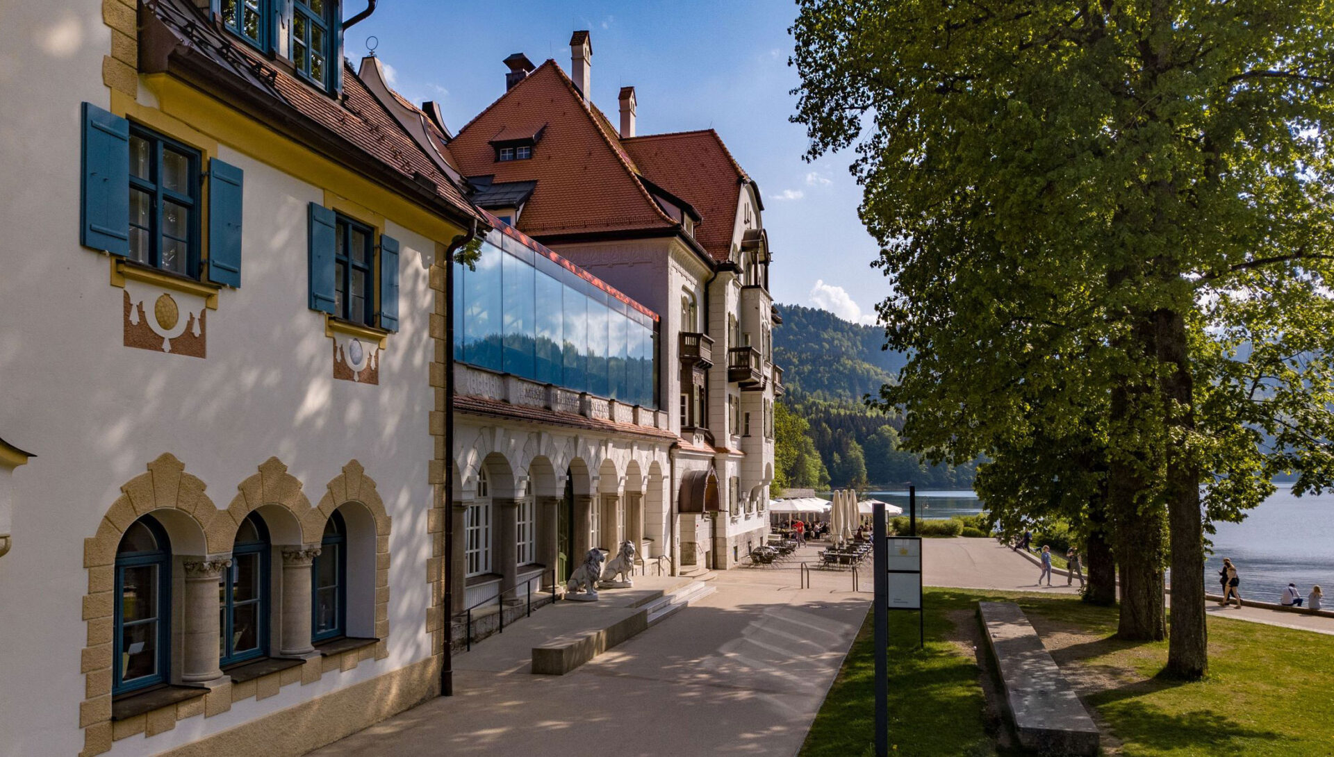 Schlosspark hoch 4 8 Das Museum der Bayerischen Könige in Hohenschwangau am Alpsee ©Wittelsbacher Ausgleichsfonds
