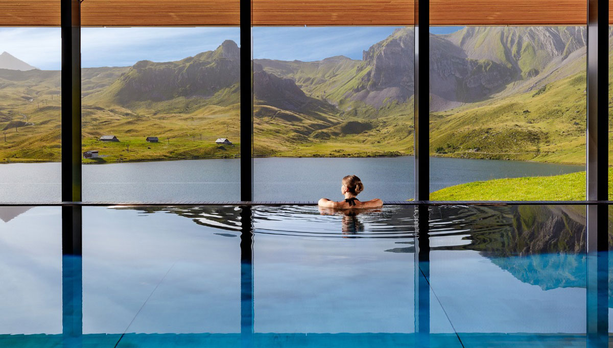 15 Erholungsorte, die Stil und Zeitgeist atmen 9 Panoramaaussicht auf die Alpen