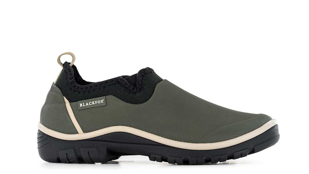6 Outdoor-Schuhe im Camp-Test 5 Ein robuster grün-schwarzer Outdoor-Schuh