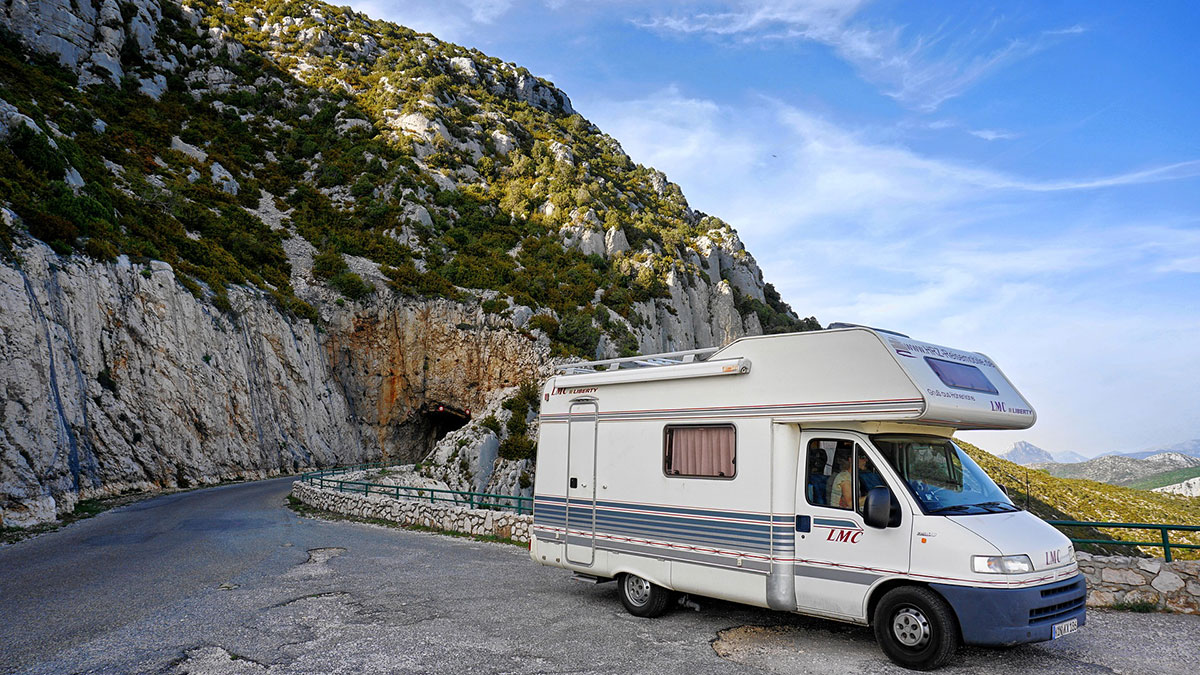 Den perfekten Wohnmobilstellplatz für den Alpenurlaub finden 2 Wohnmobilstellplatz