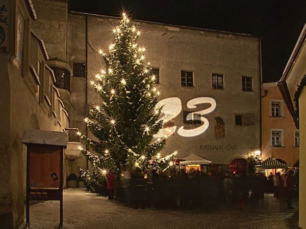 Nachhaltige Freizeit-Inspirationen in den Bergen 600 Adventsmarkt Hall