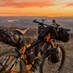 Bikepacking in den Alpen liegt im Trend ©Unsplash/Patrick Hendry