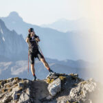 Warth-Schröcken ruft das Trailrunning-Jahr 2024 aus 6 Mann steht auf einem Felsen und macht Pause vom Trailrunning