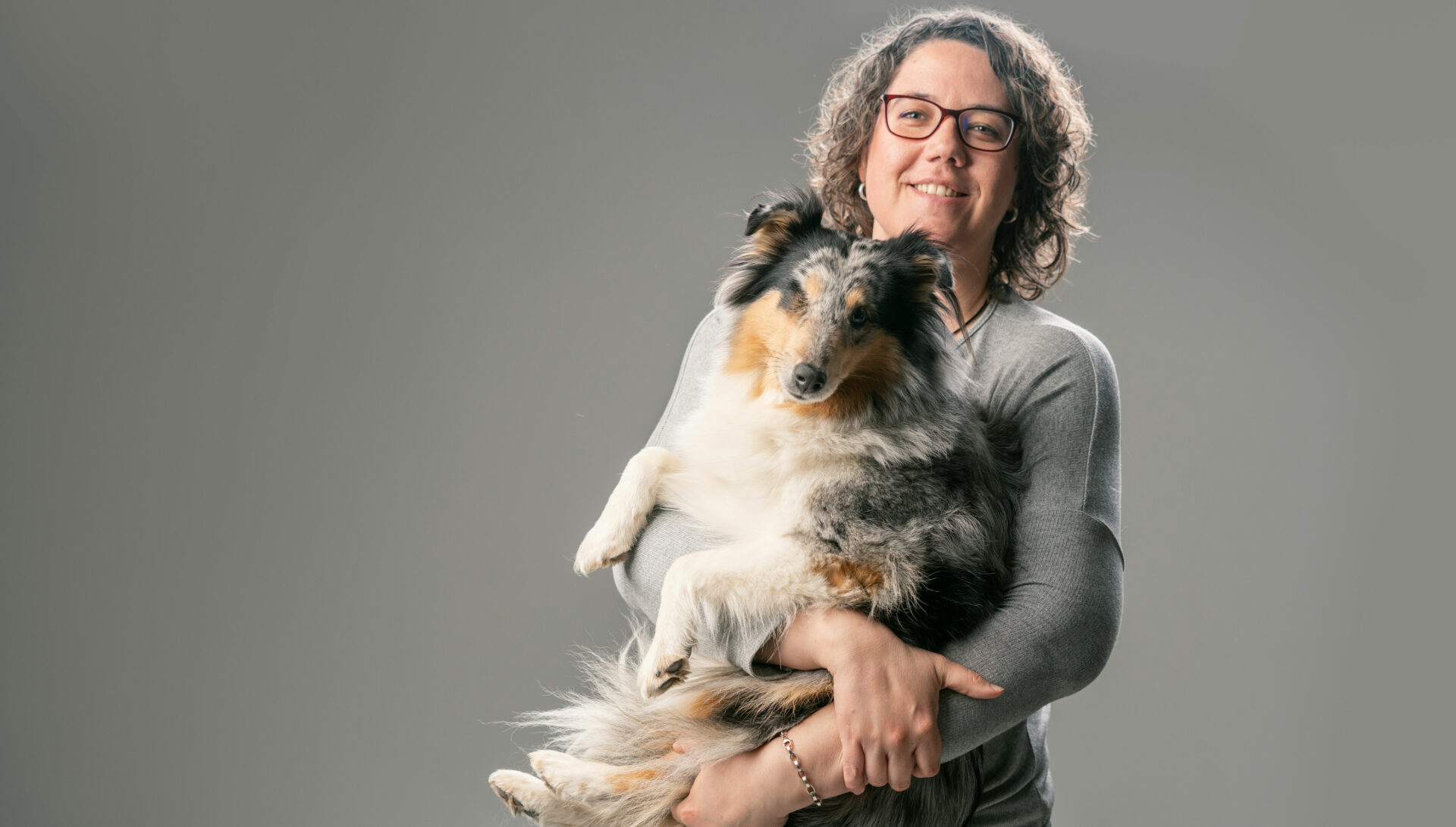 Wandern mit Hund in den Alpen 2 Tierärztin Andrea Göbel und ihr Sheltie Hündin Cleo ©Privat