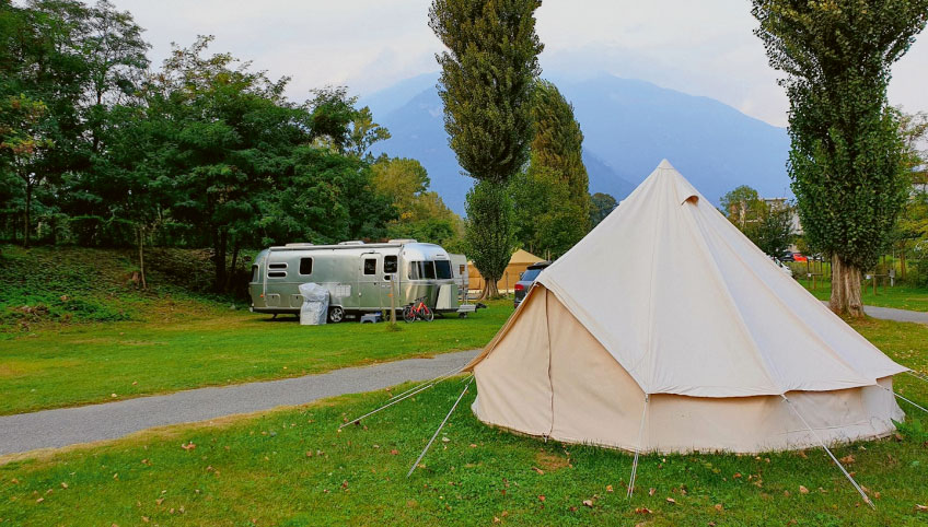Camping de luxe: 11 Plätze mit dem gewissen Etwas 7 Sahara-Zelte sind eine witzige Variante