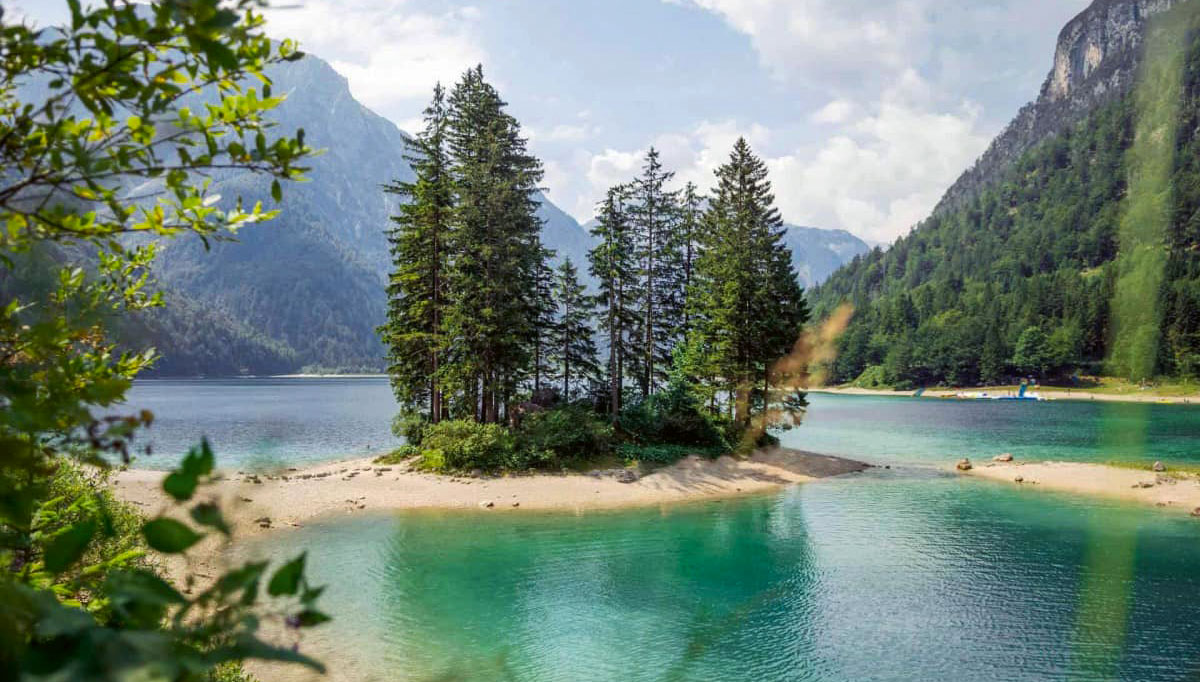Top 10 Fotostopps in den Westalpen 9 Der Lago del Predil ist ein stiller, fast mystischer Ort